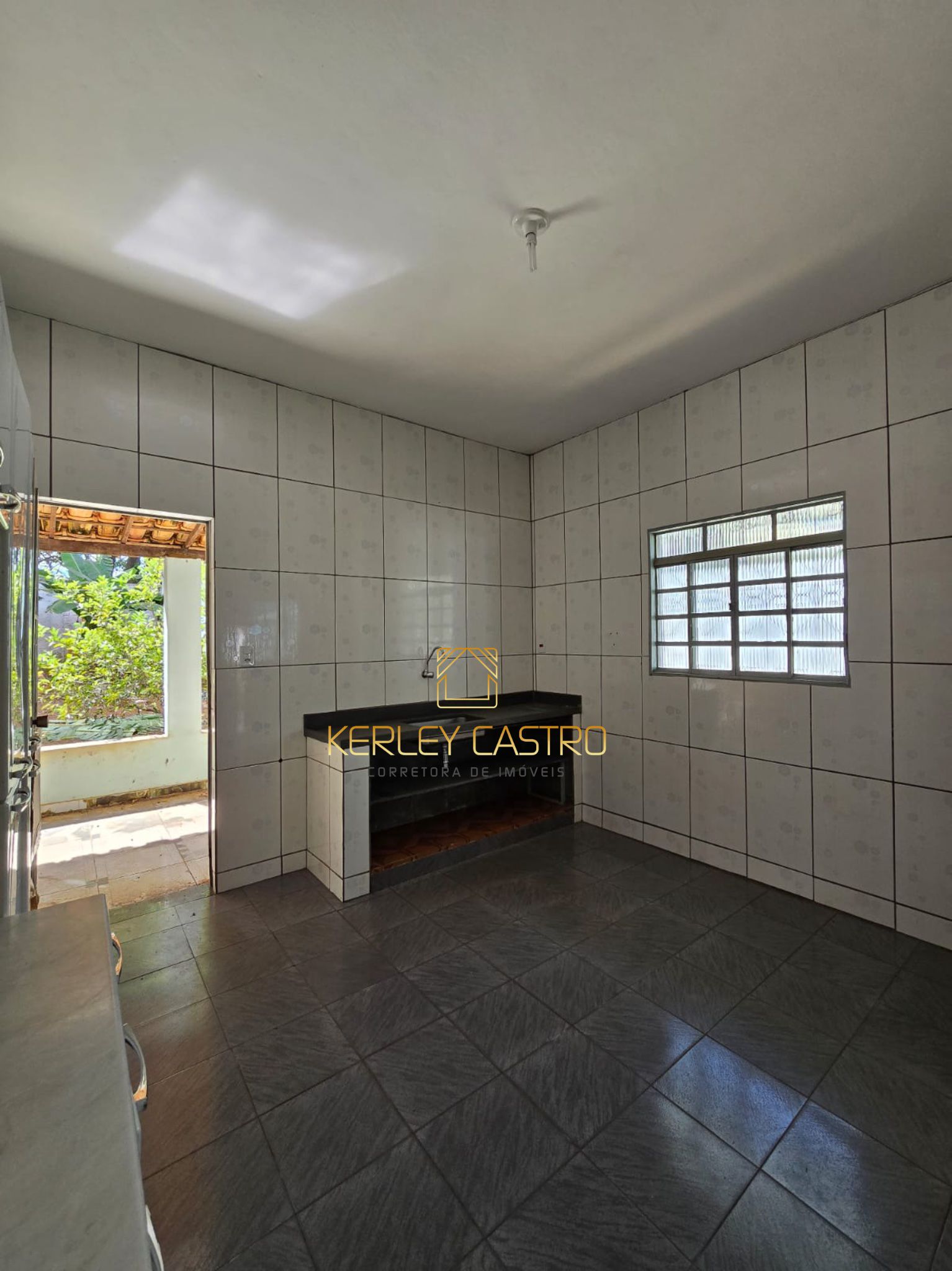 VENDO CASA NO BAIRRO JARDIM EUROPA 